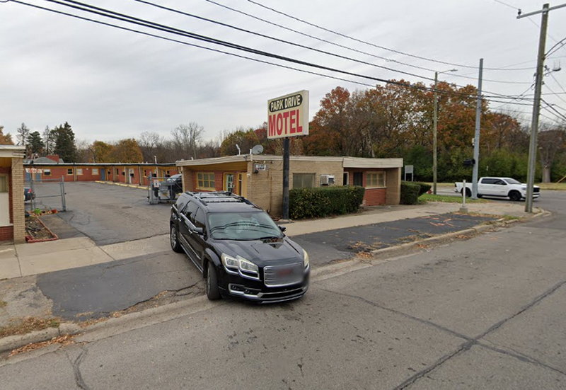 Royal Budget Inn (Saxony Motel) - Park Drive Motel Next Door